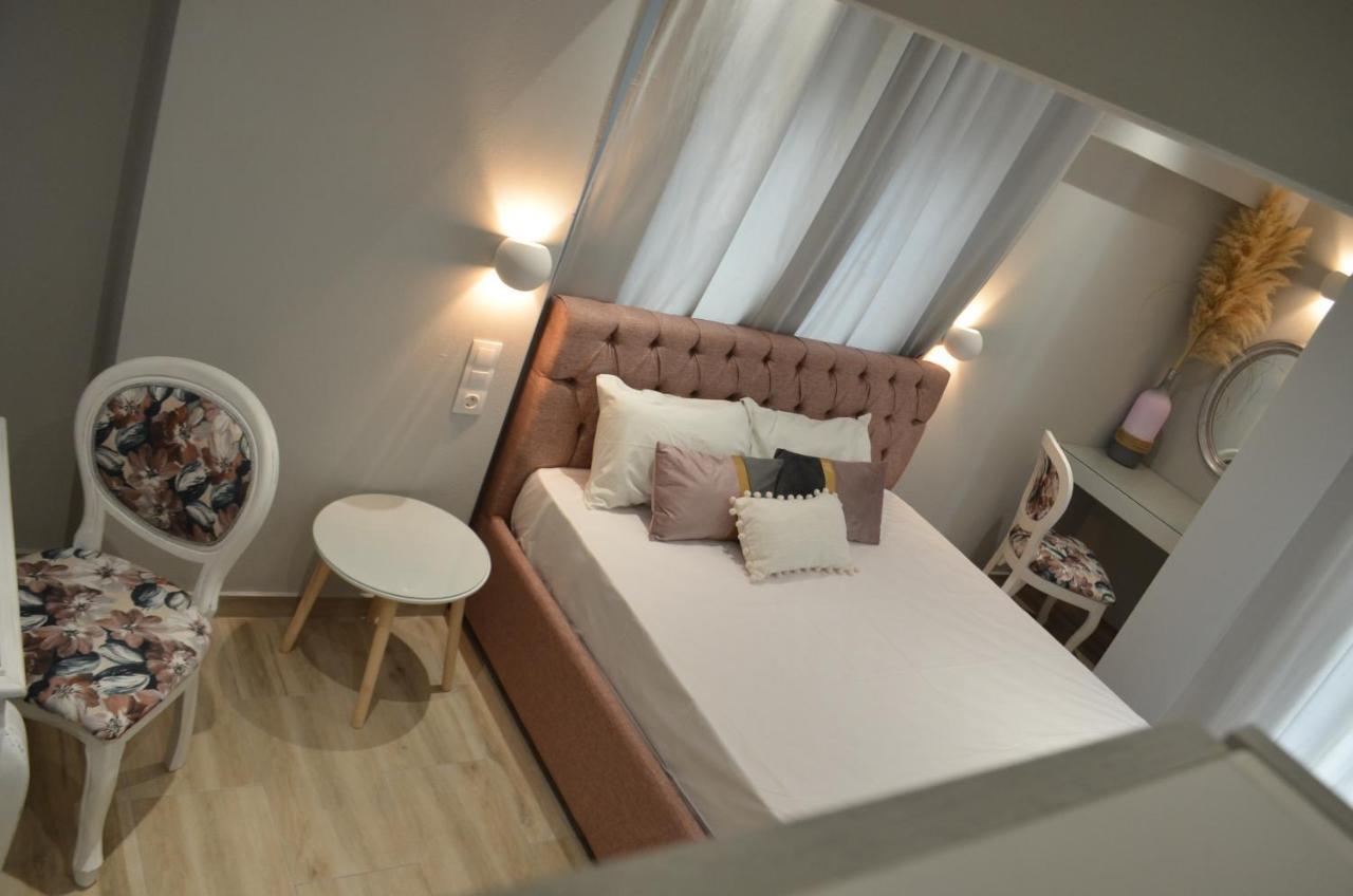 Kastro Luxury Studios And Mezonette Скиатос Екстериор снимка